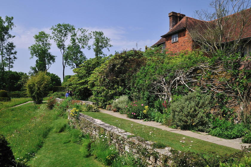 イギリスで訪ねた庭レポート Vol 12 グレート ディクスター ハウス ガーデンズ編 風景 をつくるガーデニング術